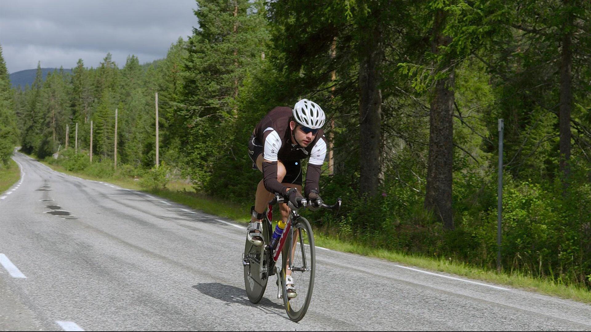 小鲁梅尼格建言，卡尔上半程闪耀，德国队召唤在即