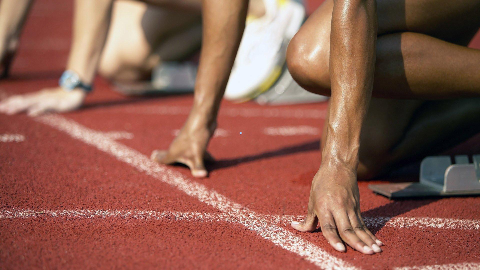 可爱风暴席卷篮球界！日本模特兼主持菜波为NBA注入清新活力